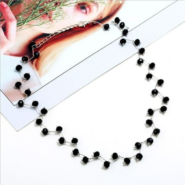 Minimal pearl Choker - Image 3